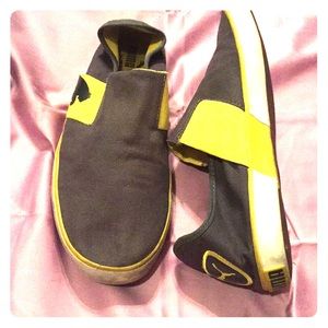 Women Puma Size 8.5 Sneaker